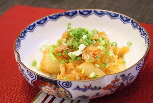 今日のキムチ料理レシピ：揚げもちのキムチおろし和え