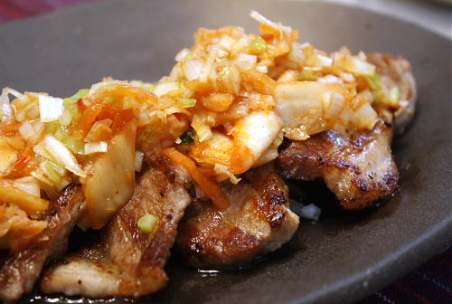 今日のキムチ料理レシピ：豚バラ肉のキムチねぎだれ