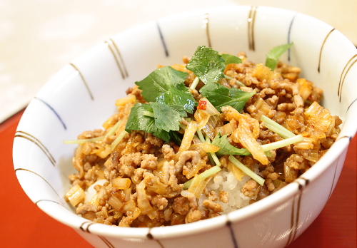 豚ひき肉キムチ丼レシピ