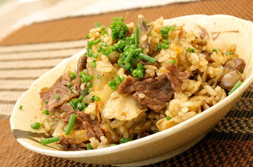 牛肉とキムチの炊き込みご飯レシピ