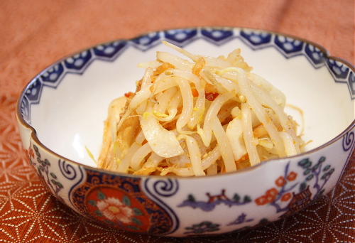 今日のキムチ料理レシピ：もやしとキムチの中華和え