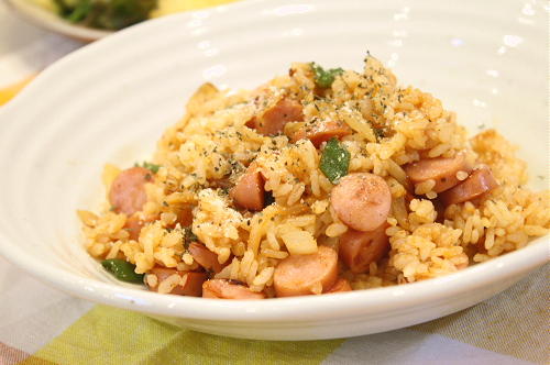 今日のキムチ料理レシピ：ピザ風味のピリ辛ご飯