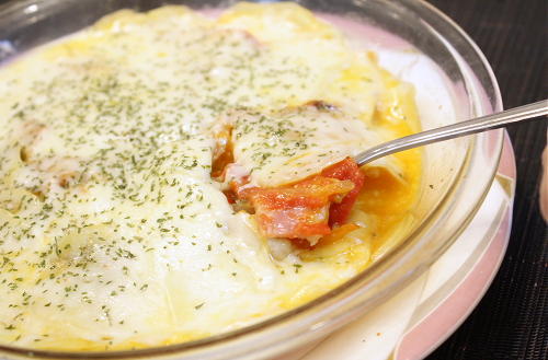 今日のキムチ料理レシピ：ポテトとキムチのチーズ焼き