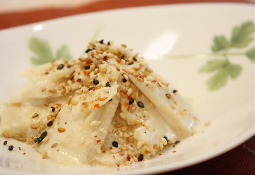 今日のキムチ料理レシピ：タケノコの味噌マヨ和え金ごま唐辛子ふりかけ