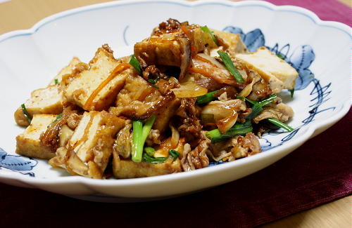 今日のキムチ料理レシピ：厚揚げと豚肉のキムチ炒め