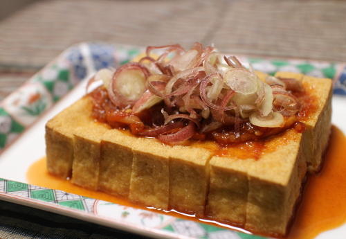 今日のキムチ料理レシピ：厚揚げのピリ辛めんつゆがけ