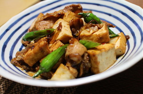 今日のキムチレシピ：厚揚げと豚肉のキムチ炒め