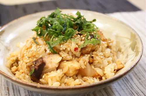 今日のキムチ料理レシピ：ぶりとキムチの甘辛丼