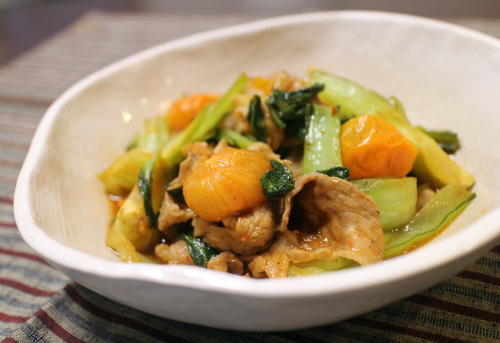 今日のキムチ料理レシピ：豚肉とチンゲン菜のキムチ炒め