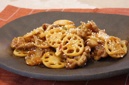 今日のキムチ料理レシピ：豚肉とレンコンのキムチあん