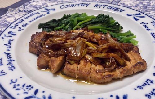 今日のキムチ料理レシピ：豚肉のうまみネギソース
