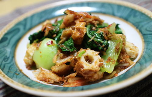 今日のキムチ料理レシピ：青梗菜とちくわのキムチおかかあえ