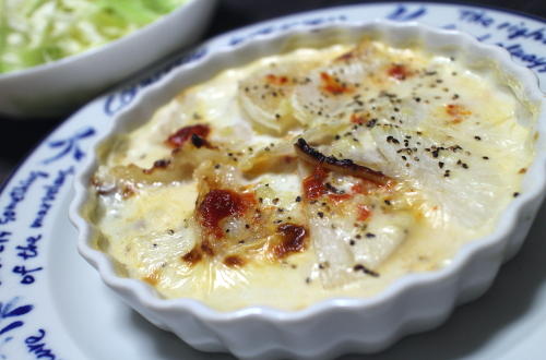 今日のキムチ料理レシピ：大根と豚肉のピリ辛グラタン