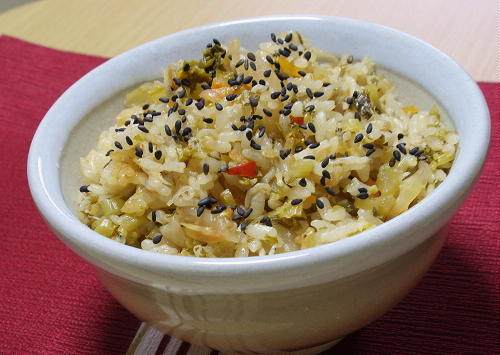 今日のキムチ料理レシピ：大根の葉とキムチの炊き込みご飯