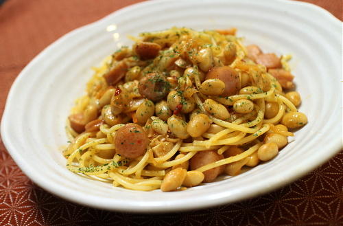 今日のキムチレシピ：ソーセージ大豆キムチパスタ