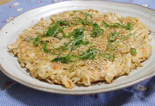 今日のキムチ料理レシピ：ごぼうとキムチのおやき