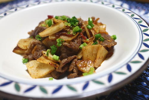 今日のキムチレシピ：牛肉と大根の甘辛キムチ炒め