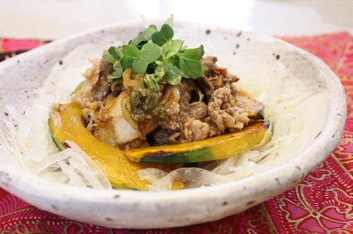 今日のキムチ料理レシピ：牛肉とかぼちゃとキムチのサラダ