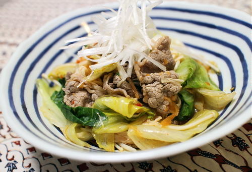 今日のキムチ料理レシピ：牛肉のピリ辛サラダ