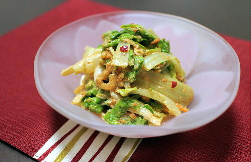 今日のキムチ料理レシピ：白菜のピリ辛胡麻和え