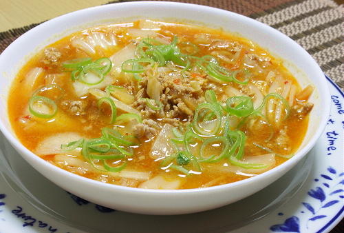 今日のキムチ料理レシピ：白菜と豚ひき肉のピリ辛煮