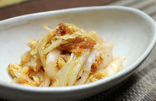 今日のキムチ料理レシピ：白菜のぴり辛胡麻和え