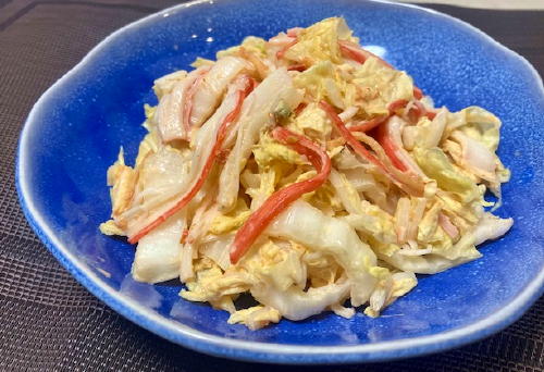 今日のキムチ料理レシピ：白菜とカニカマのピリ辛マヨ和え