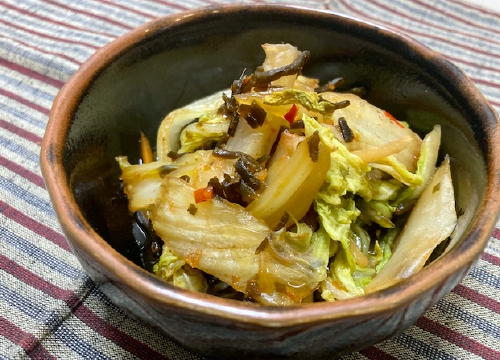 今日のキムチ料理レシピ：白菜のピリ辛塩昆布和え