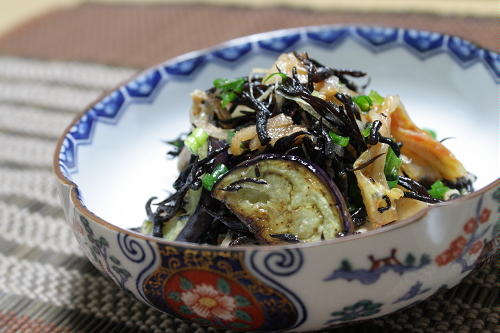 今日のキムチ料理レシピ：ナスとひじきのキムチサラダ