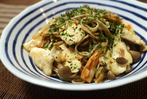 今日のキムチ料理レシピ：ささみとキムチの炒め蕎麦