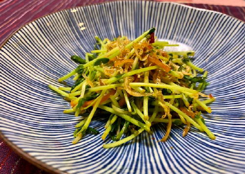 今日のキムチ料理レシピ：豆苗のピリ辛ちりめんじゃこ炒め