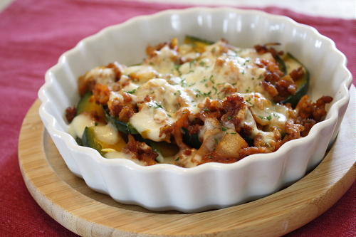 今日のキムチ料理レシピ：かぼちゃのキムチひき肉チーズ焼き