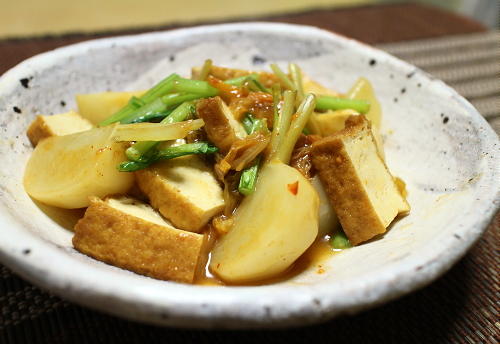 今日のキムチ料理レシピ：厚揚げとかぶのキムチ煮