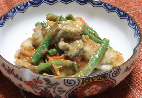 今日のキムチ料理レシピ：牡蠣とキムチの味噌和え