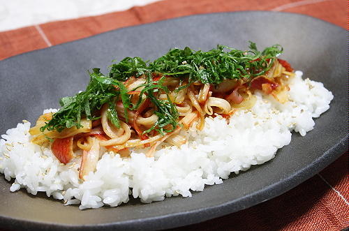 今日のキムチ料理レシピ：カニカマキムチご飯