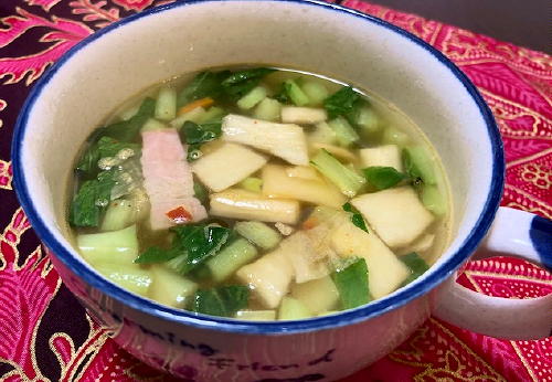 今日のキムチ料理レシピ：小松菜のキムチスープ