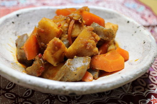 今日のキムチレシピ：ジャガイモとこんにゃくのピリ辛煮物