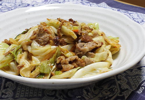 今日のキムチレシピ：豚肉とキャベツとキムチのごまみそ炒め