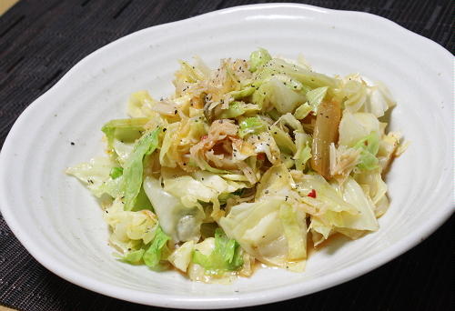 今日のキムチ料理レシピ：キャベツとホタテとキムチのレンジ蒸し