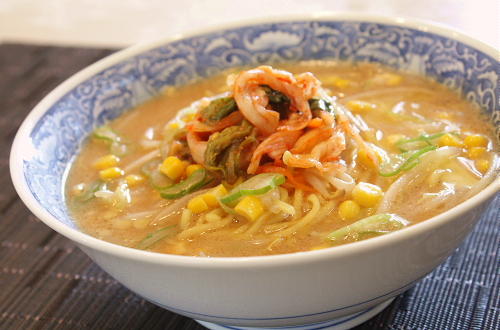 今日のキムチ料理レシピ：キムチ味噌ラーメン