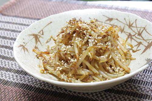 今日のキムチ料理レシピ：もやしのピリ辛じゃこ炒め