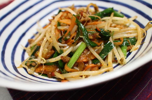 今日のキムチ料理レシピ：もやしのピリ辛ひき肉炒め