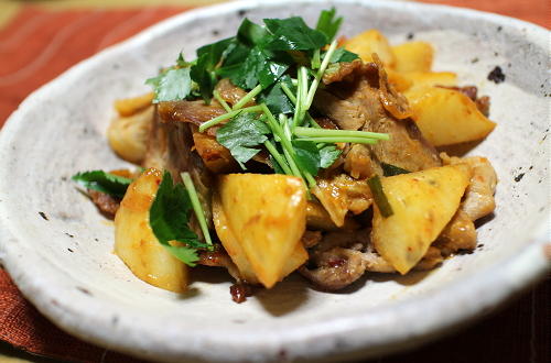 今日のキムチ料理レシピ：長芋と豚肉のキムチ炒め