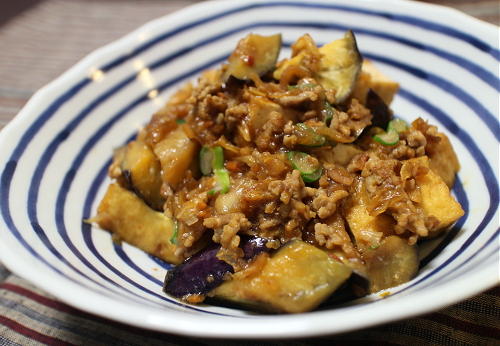 今日のキムチ料理レシピ：茄子と厚揚げのキムチひき肉炒め