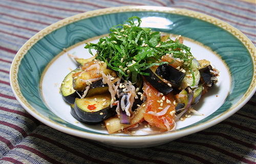 今日のキムチ料理レシピ：茄子と割干しキムチの和え物