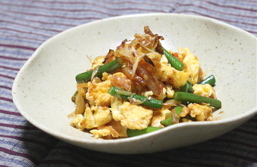 今日のキムチ料理レシピ：にんにくの芽とキムチの卵炒め