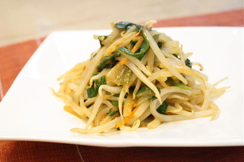 今日のキムチ料理レシピ：にらもやしキムチの甘味噌炒め