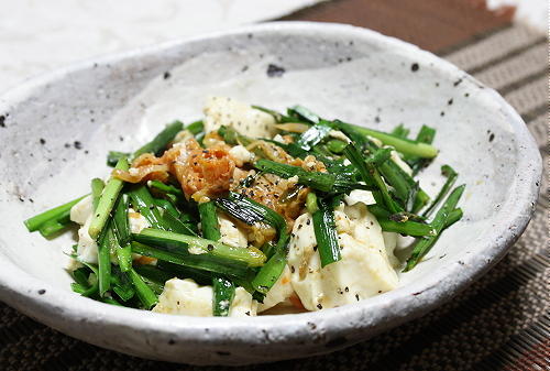 今日のキムチ料理レシピ：豆腐とキムチの塩炒め