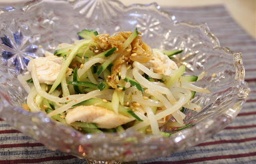 今日のキムチ料理レシピ：ささみのキムチドレッシングサラダ