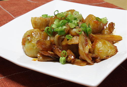 今日のキムチ料理レシピ：里芋と豚肉の甘辛キムチ炒め